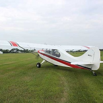 Aeronca Champ on the grass runway at 88C